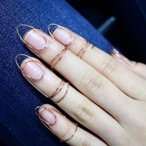 Crazy Manicure (2)