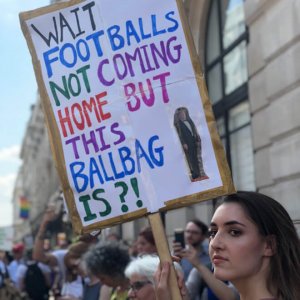 The Funniest Protest Signs From Donald Trumps Visit To The UK (9)