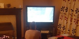 Son starts sharing his dad’s hilarious reactions to video games
