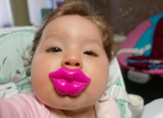 Funny Baby’s Pacifiers (22 images)